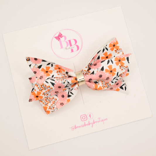Floral bow