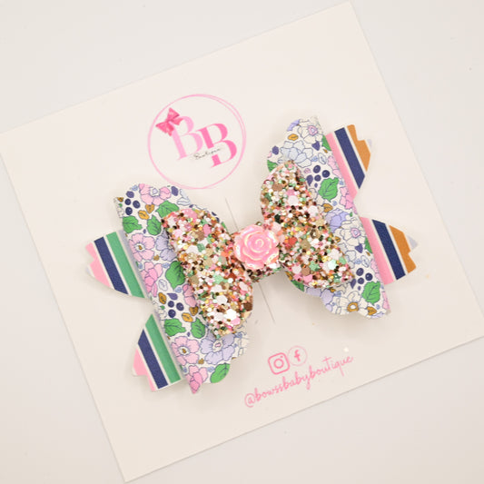 Chic flower